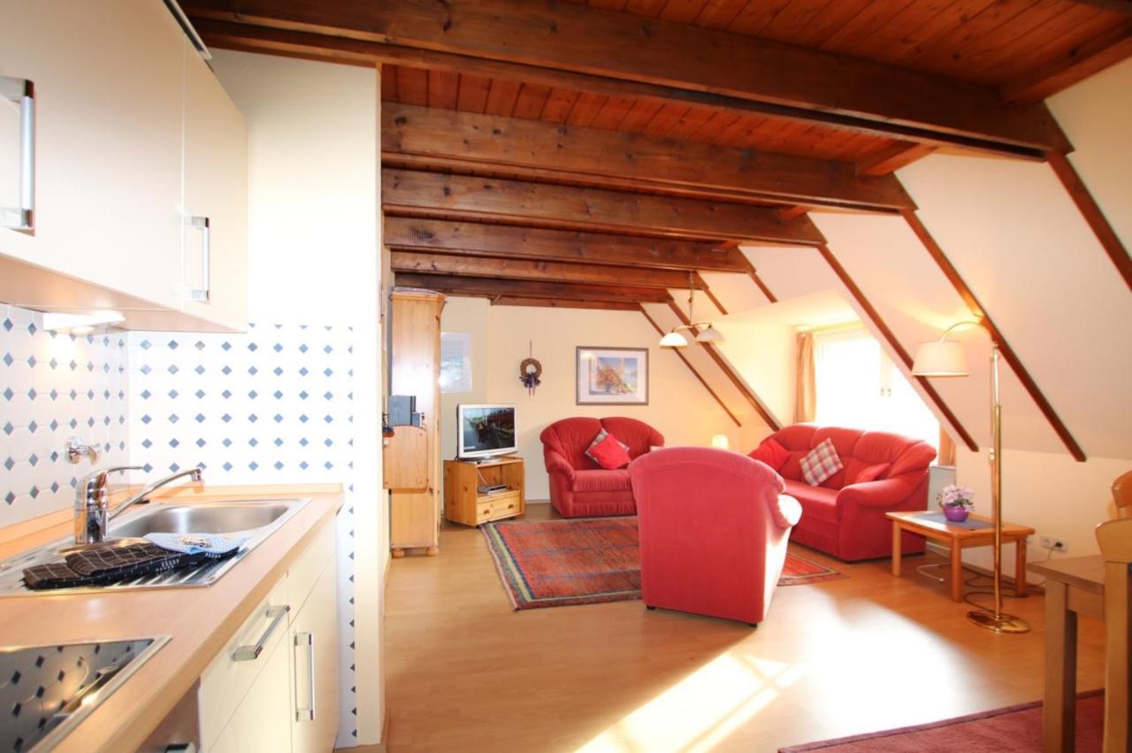 Ferienwohnung Ginsterweg 1b, Whg. 2 Wyk auf Föhr Exterior foto